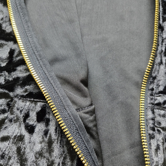 Fabletics black crushed velour zip up crop hoodie womens XXS - Picture 5 of 9